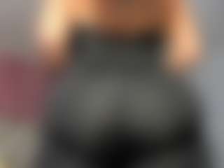 gisellereyess's Live Sex Cam Show