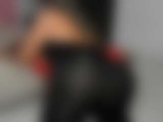 gisellereyess's Live Sex Cam Show