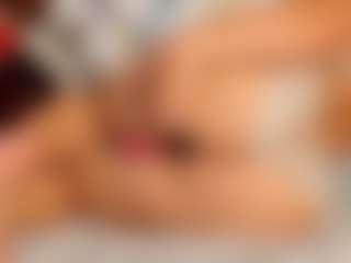 Live cam show with gisellereyess - Amateur on Milf Play