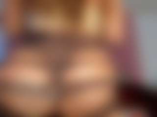 Live cam show with gisellereyess - Tease Latina on CamwithHer | colombia
