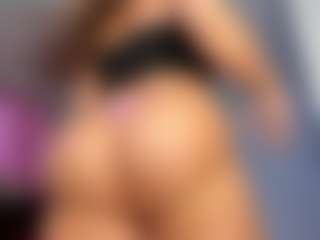 gisellereyess's Live Sex Cam Show