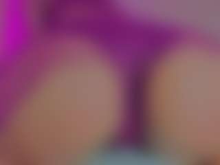 Live cam show with GiseleAlid - Dildo on sexylive.show