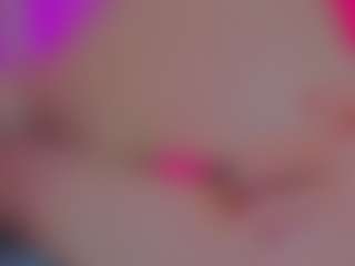 Live cam show with GiseleAlid - Dildo Or Vibrator on Camsoda
