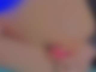 Live cam show with GiseleAlid - Body Massage on Camsoda