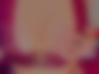 Live cam show with GiseleAlid - Tongue on Latina Girls