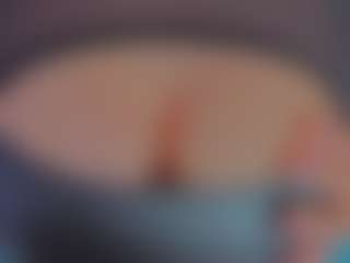 Live cam show with GiseleAlid - Tongue on Mixed Magazine Live