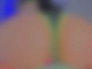 GiseleAlid's Live Sex Cam Show