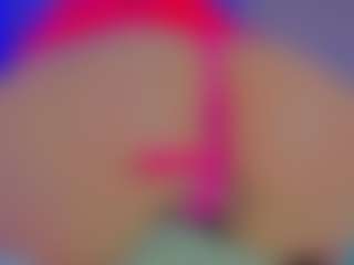Live cam show with GiseleAlid - Oil on luckytryst.com