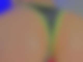 Live cam show with GiseleAlid - Fuck Machine on Soda Cam