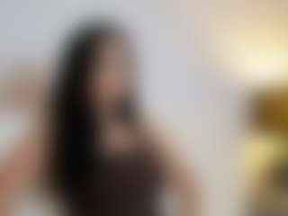 Live cam show with Amy - Small Ass on CamClone