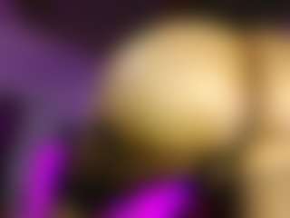 Live cam show with bigassplay - Latina on Camsoda