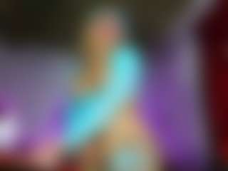 Live-Cam-Show mit bigassplay - Black Hair auf Camsoda