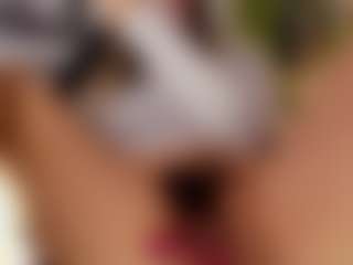 Brianaa-Hot's Live Sex Cam Show