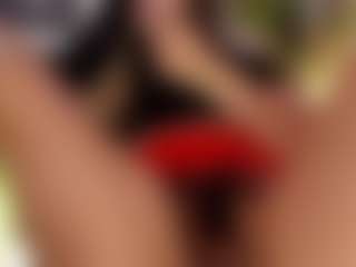 Live cam show with Brianaa-Hot - Petite on Hubzter Live