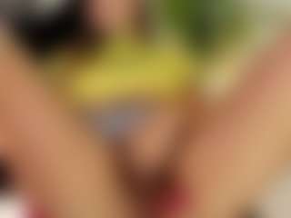 Brianaa-Hot's Live Sex Cam Show