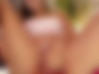 Live cam show with Brianaa-Hot - Blonde Hair on Milfs Live
