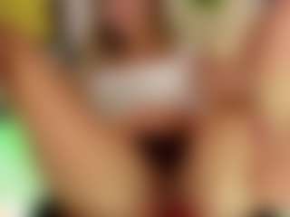 Live cam show with Brianaa-Hot - Gray Eyes on intimatelivegirls.com