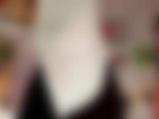 Live cam show with Brianaa-Hot - Blonde Hair Petite on Chatstar