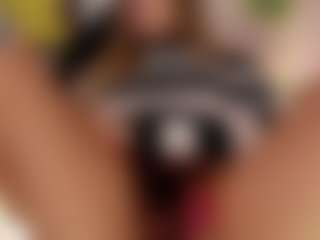 Brianaa-Hot's Live Sex Cam Show