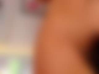 Brianaa-Hot's Live Sex Cam Show