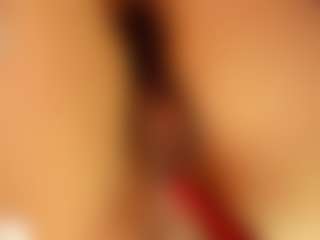 Live cam show with Brianaa-Hot - Blonde Hair on Camsoda