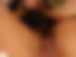 Live cam show with Brianaa-Hot - Dirty Talk on AdultVida.com