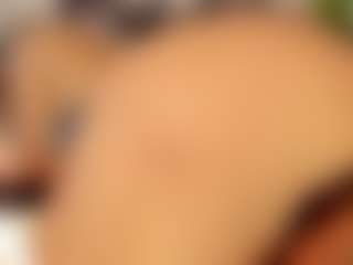 Live cam show with Brianaa-Hot - Blonde Hair on Camiplay Live