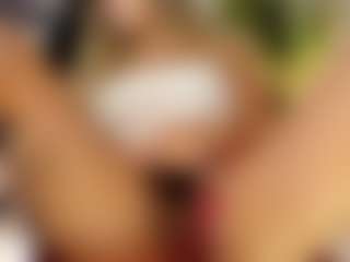 Brianaa-Hot's Live Sex Cam Show