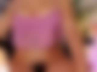 Live cam show with Brianaa-Hot - Hairy Pussy on TeamSkeetLive