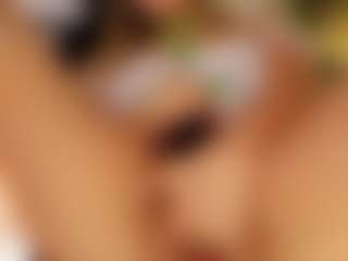 Live cam show with Brianaa-Hot - Bedroom Blonde Hair on hotwifechat.live