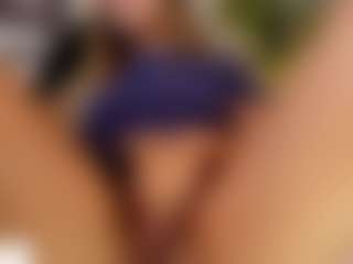 Brianaa-Hot's Live Sex Cam Show