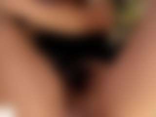Brianaa-Hot's Live Sex Cam Show