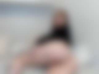 LANA's Live Sex Cam Show