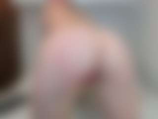 LANA's Live Sex Cam Show