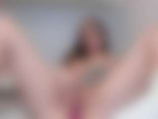 Live cam show with LANA - Twerk on Dare Cams