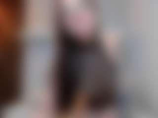 Live cam show with LANA - Athletic Young Adult on chickslive.net