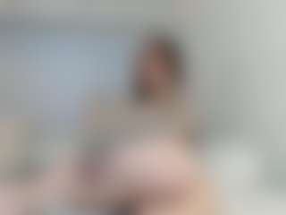 Live cam show with LANA - Deepthroat on Camsoda