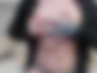 LANA's Live Sex Cam Show