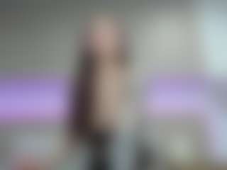 Live cam show with LANA - Spank Red Hair on xDating
