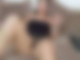 Live cam show with abbeyk11 - Drinking on Hubzter Live