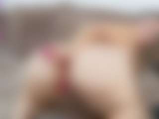 Live cam show with abbeyk11 - Spy Brown Hair on Mixed Magazine Live