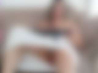 Live cam show with abbeyk11 - Squirt MILF on madthumbs