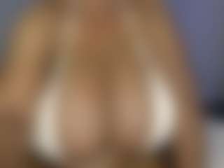 BustyAfribabe's Live Sex Cam Show
