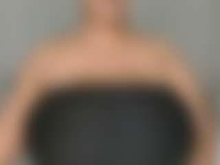 Live cam show with BustyAfribabe - Thick on Uber Horny