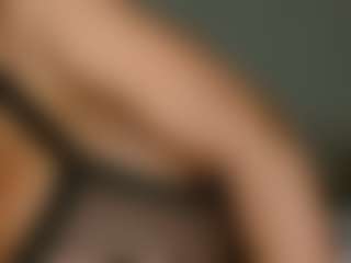 Live cam show with BustyAfribabe - Bedroom Black on Milfs Live