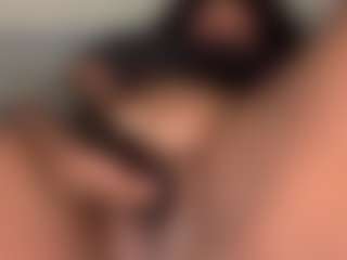 Live cam show with BustyAfribabe - Ebony Middle Aged on MyBangCams
