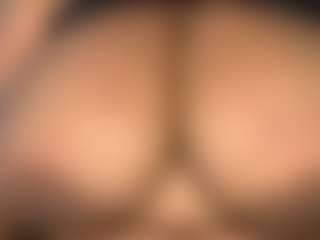 BustyAfribabe's Live Sex Cam Show