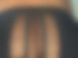 Live cam show with BustyAfribabe - Ebony Amateur on livesuperchat.net