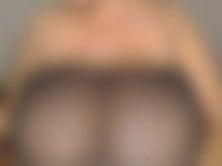 BustyAfribabe's Live Sex Cam Show