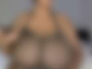 BustyAfribabe's Live Sex Cam Show